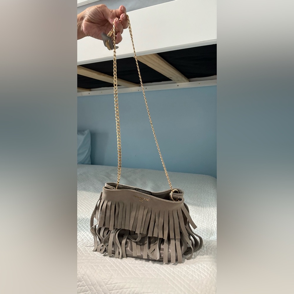 Elegant Expressions NYC Gray Fringe Crossbody Bag - Picture 1 of 5